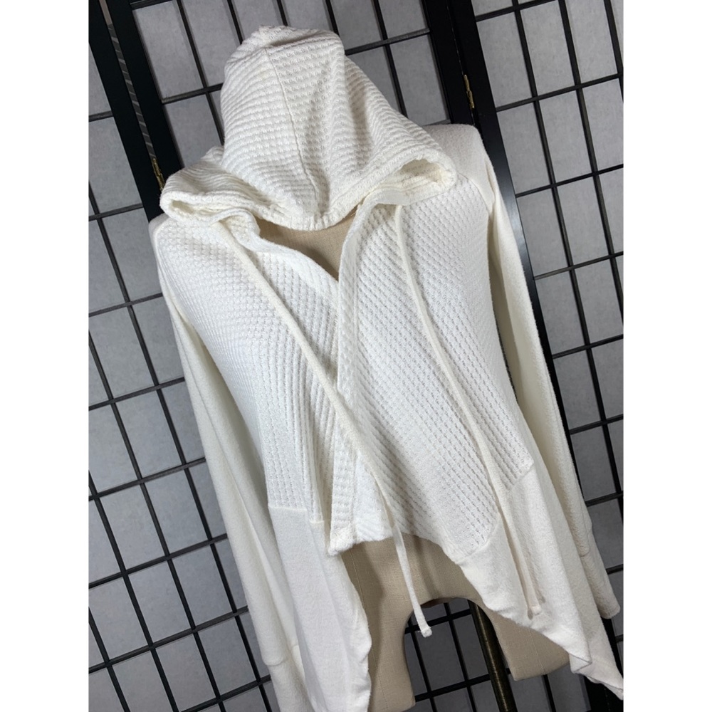 Mudd Cardigan
